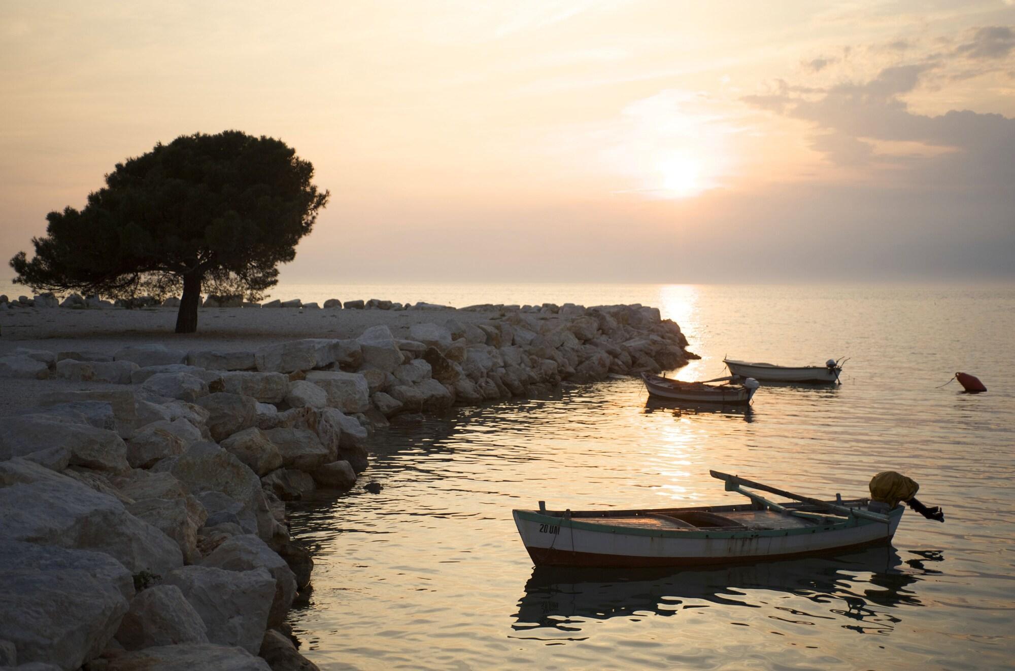 Rivalmare Beach Boutique Hotel - New! Novigrad  Zewnętrze zdjęcie